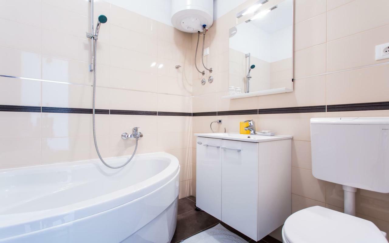 Apartments Matea I Baška Екстериор снимка