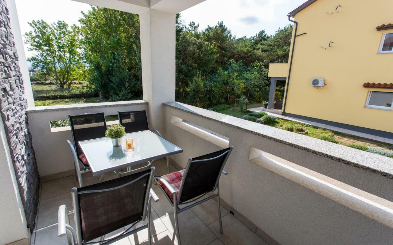 Apartments Matea I Baška Екстериор снимка